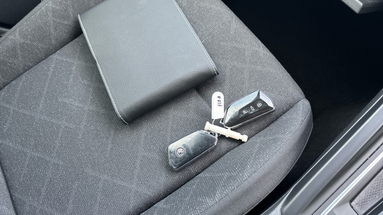 Volkswagen Golf 2.0 TDI Life 5dr DSG Diesel Hatchback